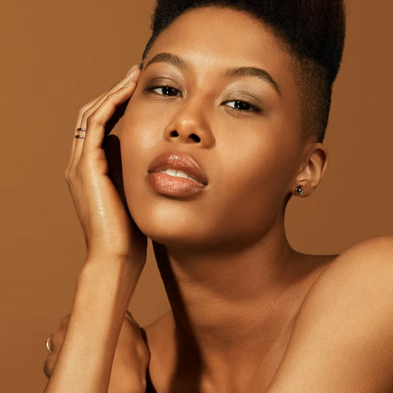 Flawless Satin Foundation - Image 4